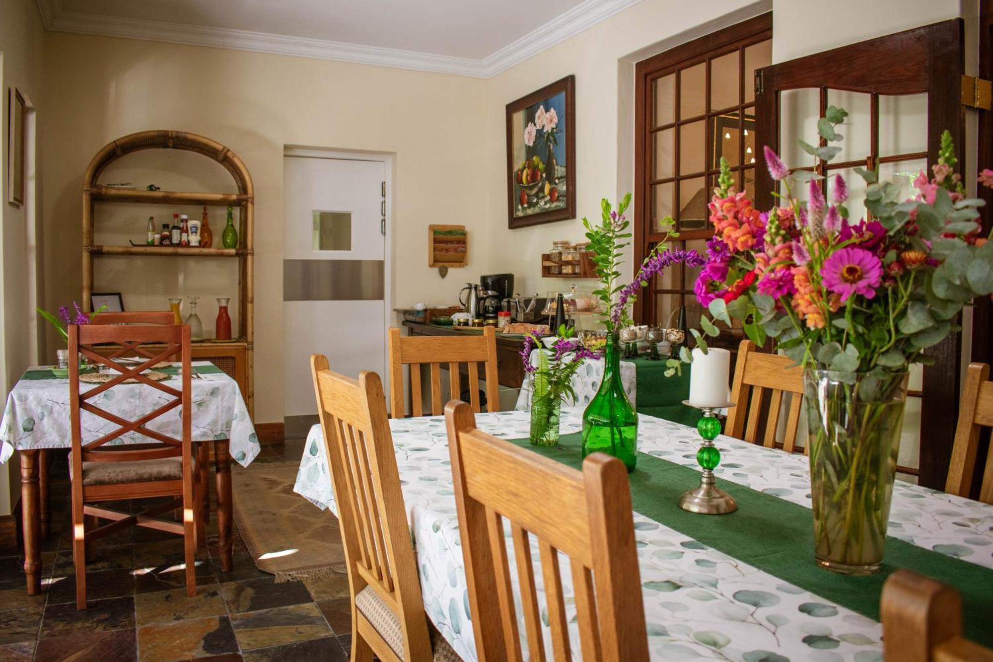 5 Seasons Guest House Stellenbosch Kültér fotó